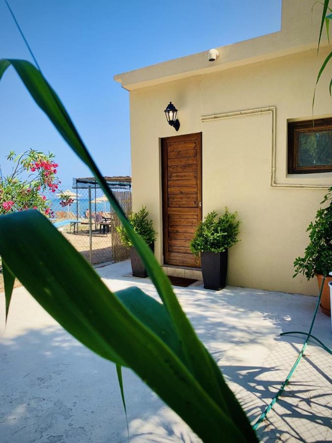 House By The Sea In Artemis Artemida (Attica) Exterior foto